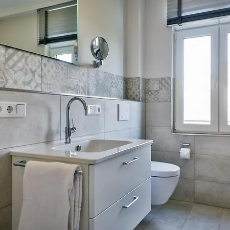 Logierhaus Jonna Whg 13 *